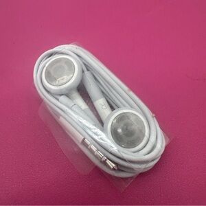 Apple MB770G/B White In-Ear Only Headsets